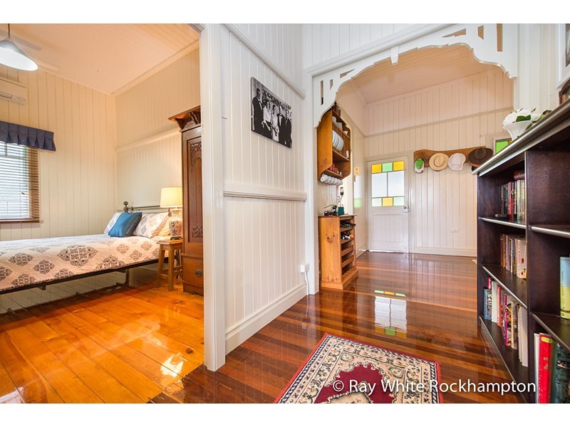 258 Agnes Street, The Range QLD 4700