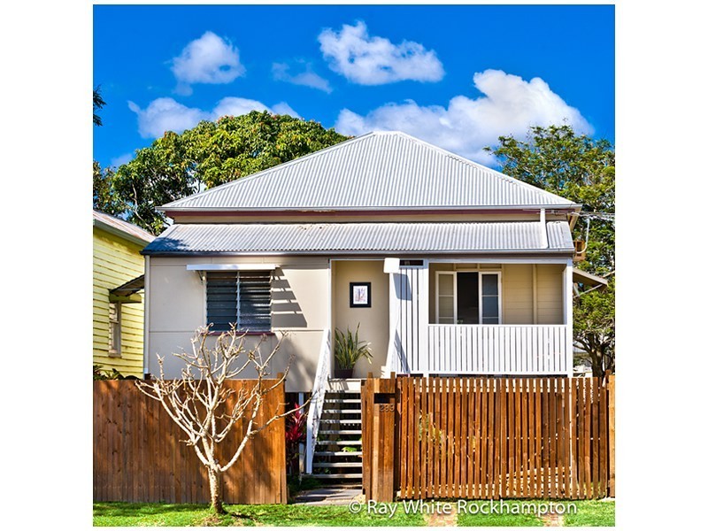 299 East Street, Depot Hill QLD 4700