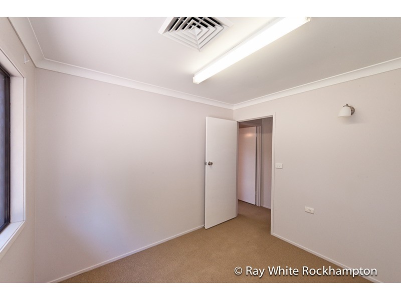 88 Buzacott Street, Park Avenue QLD 4701