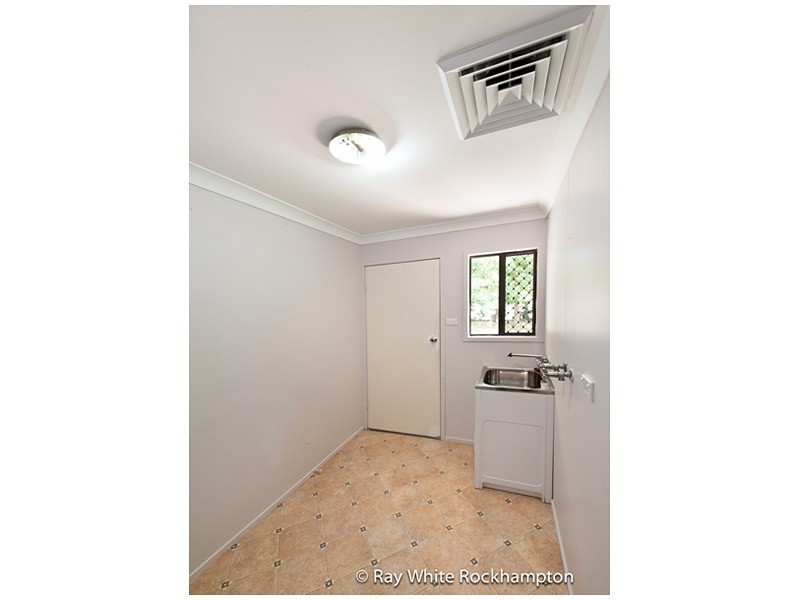 88 Buzacott Street, Park Avenue QLD 4701