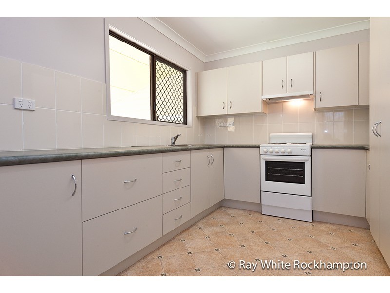 88 Buzacott Street, Park Avenue QLD 4701