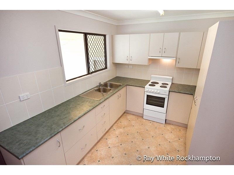 88 Buzacott Street, Park Avenue QLD 4701