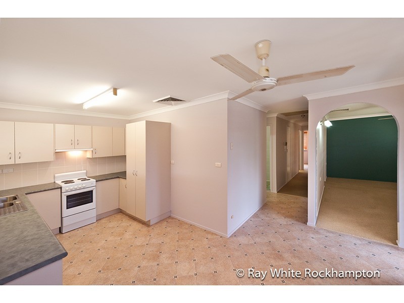 88 Buzacott Street, Park Avenue QLD 4701