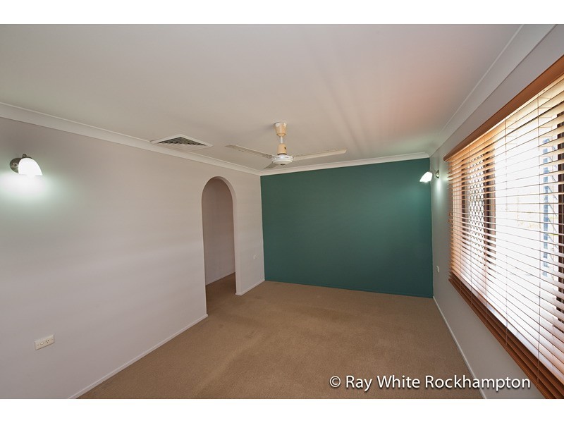 88 Buzacott Street, Park Avenue QLD 4701