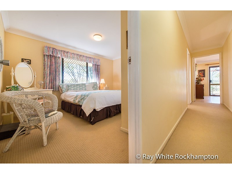 62978 Bruce Hwy, Etna Creek QLD 4702