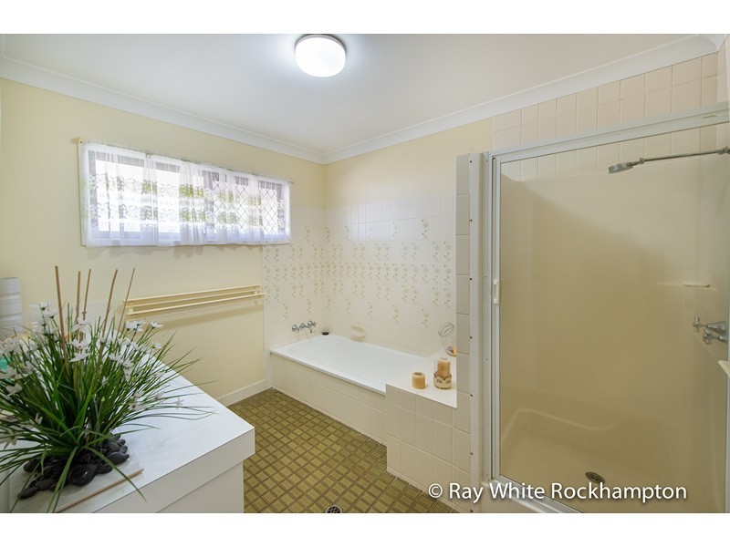 62978 Bruce Hwy, Etna Creek QLD 4702