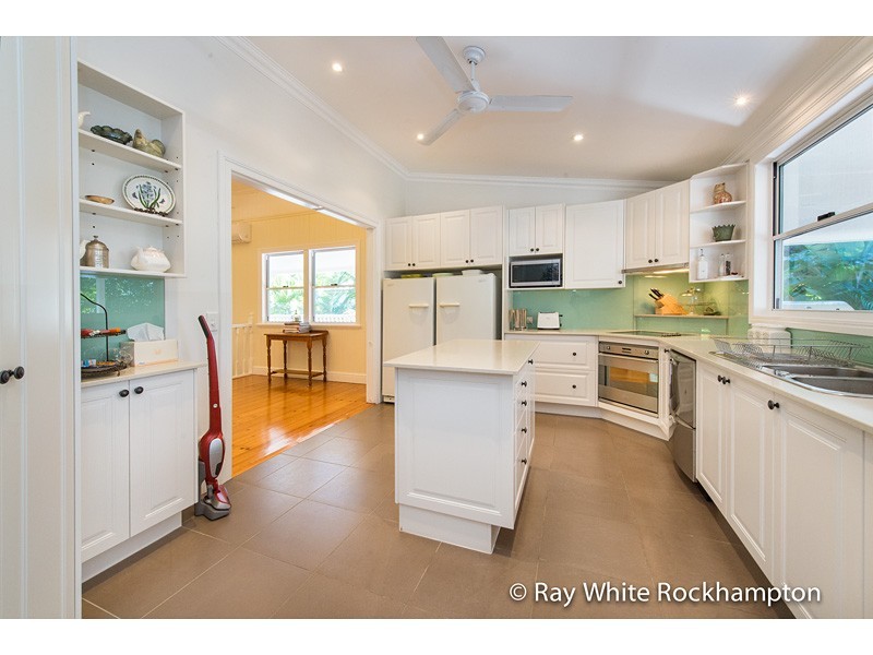 32 Jones Street, Wandal QLD 4700