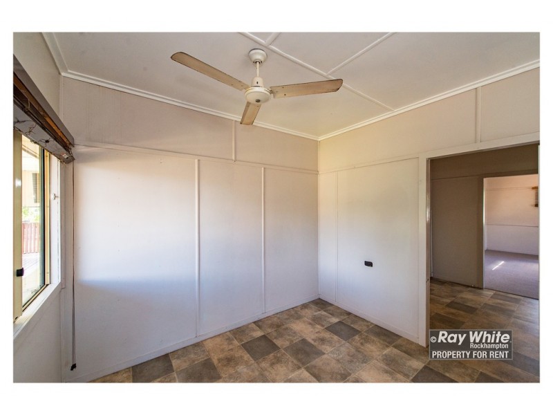 29 Hollingsworth Street, Kawana QLD 4701