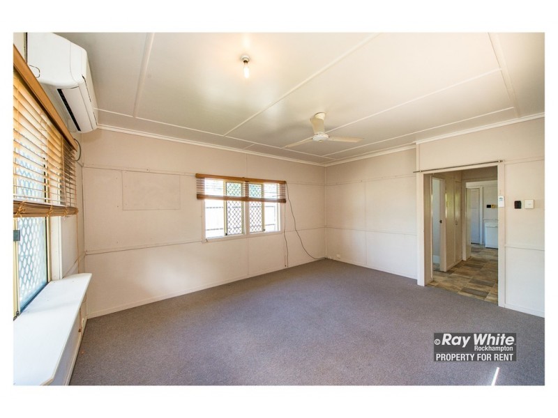 29 Hollingsworth Street, Kawana QLD 4701