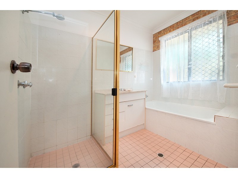 6 Belfield Avenue, Frenchville QLD 4701