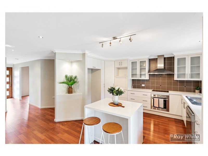 108 Larcombe Street, Kawana QLD 4701