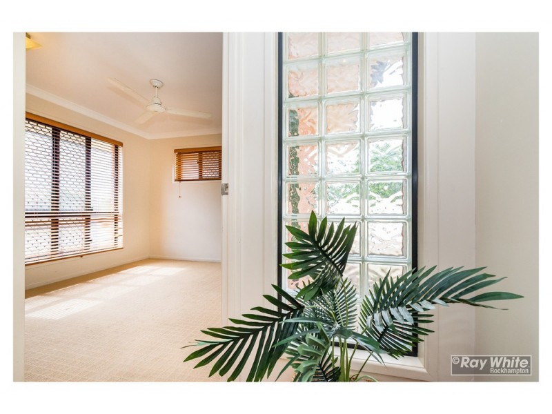 108 Larcombe Street, Kawana QLD 4701