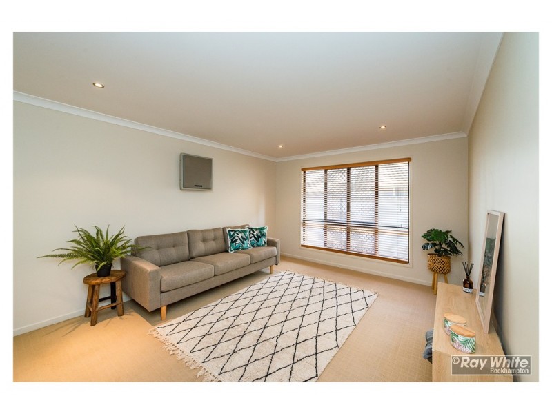 108 Larcombe Street, Kawana QLD 4701