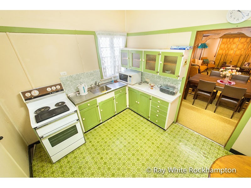 17 Wentworth Terrace, The Range QLD 4700