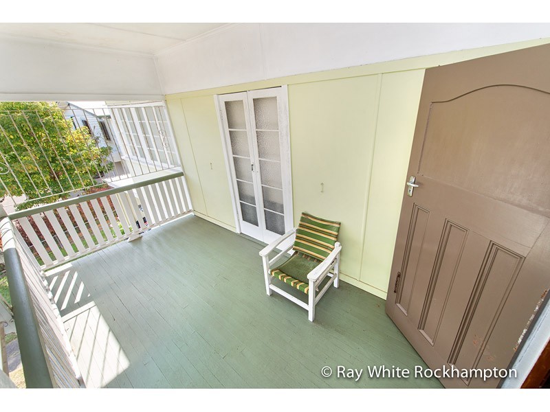 17 Wentworth Terrace, The Range QLD 4700