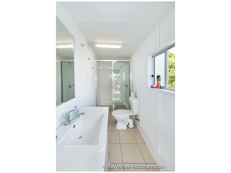 27 Ellis Street, Berserker QLD 4701