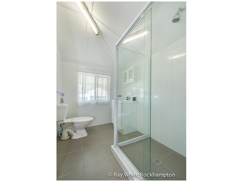 27 Ellis Street, Berserker QLD 4701