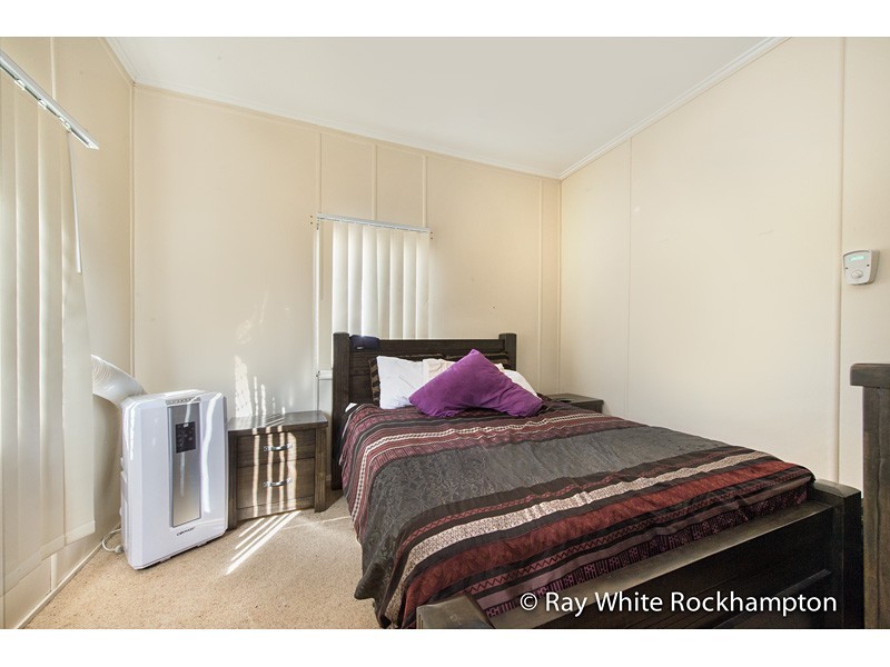 27 Ellis Street, Berserker QLD 4701