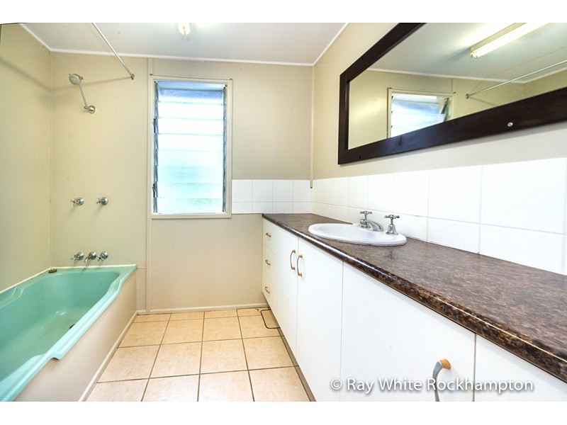 152 Bawden Street, Berserker QLD 4701