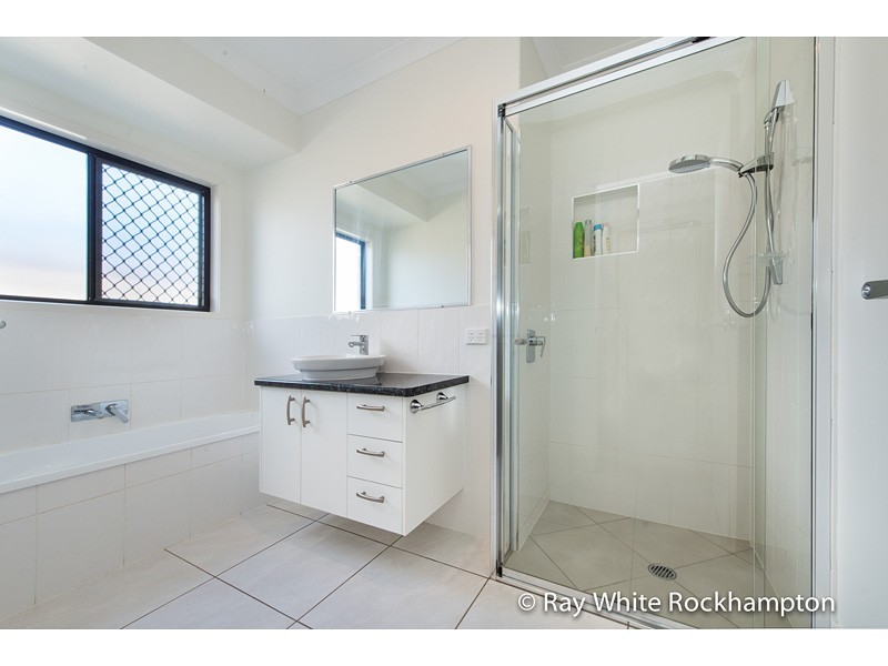 80 Buxton Drive, Gracemere QLD 4702