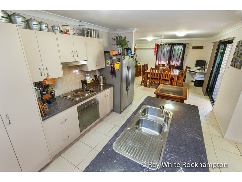 36 Arthur Street, Gracemere QLD 4702