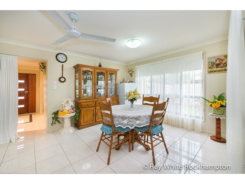 19 Connemara Drive, Kawana QLD 4701