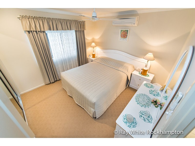 19 Connemara Drive, Kawana QLD 4701