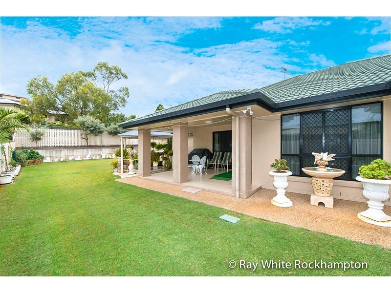 19 Connemara Drive, Kawana QLD 4701