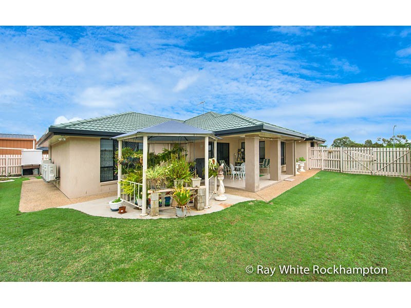 19 Connemara Drive, Kawana QLD 4701