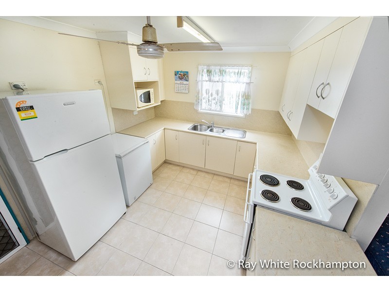 127 Haynes Street, Kawana QLD 4701