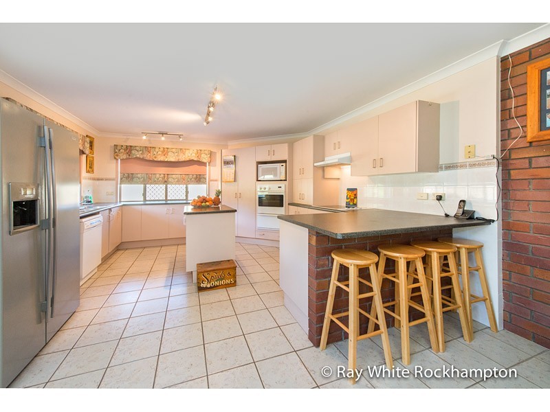 41 Hendy Drive, Glenlee QLD 4711
