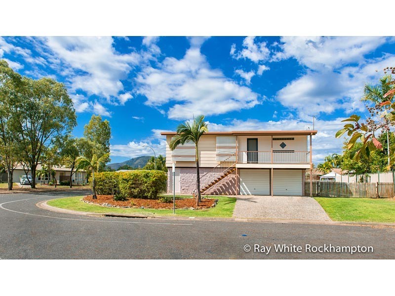 13 Kawana Close, Kawana QLD 4701