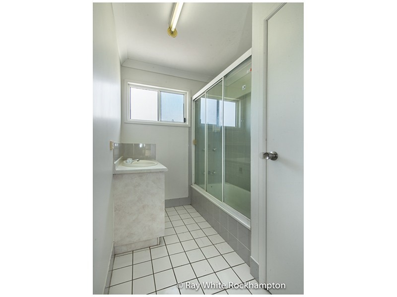 13 Kawana Close, Kawana QLD 4701