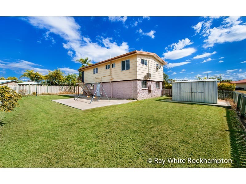 13 Kawana Close, Kawana QLD 4701