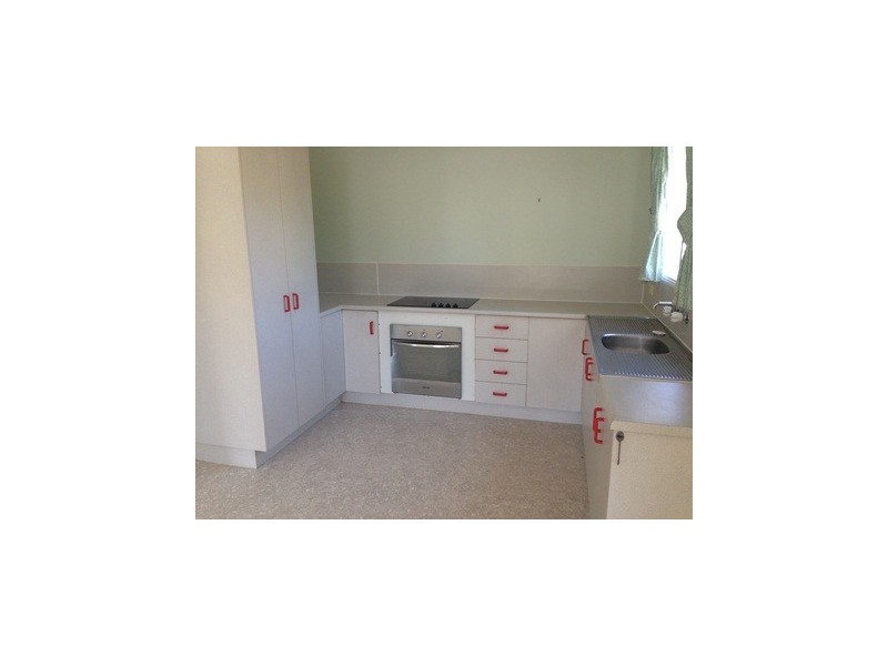 10 Mackay Street, Lakes Creek QLD 4701