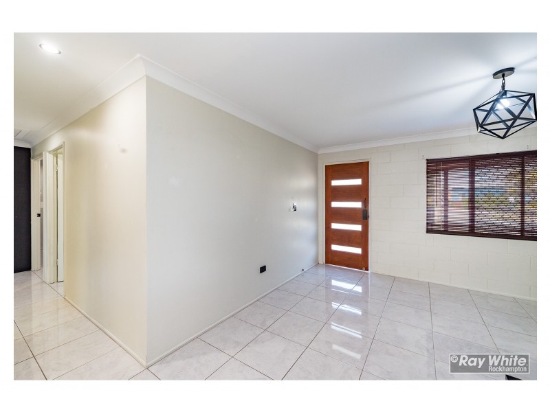247 Richardson Road, Kawana QLD 4701