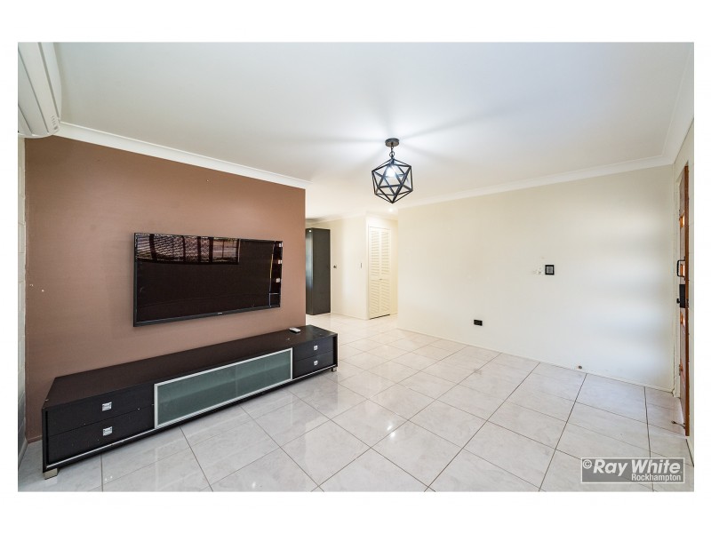 247 Richardson Road, Kawana QLD 4701