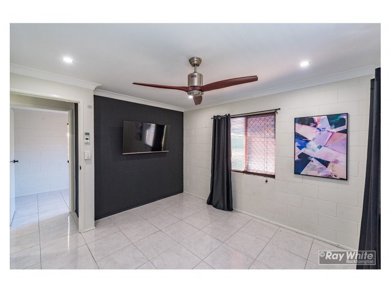 247 Richardson Road, Kawana QLD 4701