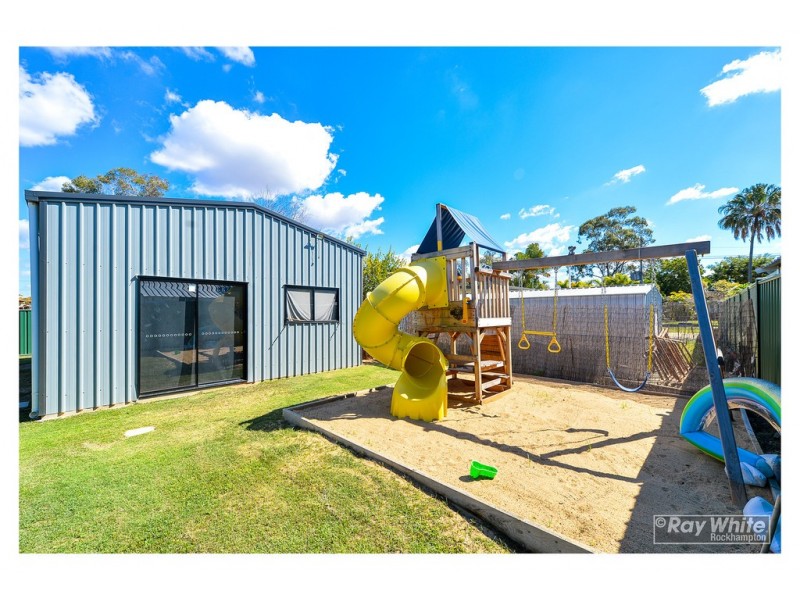 247 Richardson Road, Kawana QLD 4701