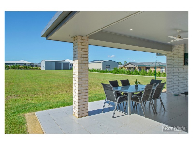 4 Peregrin Court, Parkhurst QLD 4702