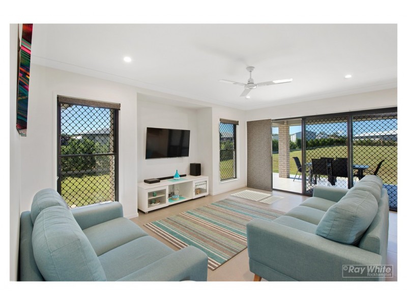 4 Peregrin Court, Parkhurst QLD 4702