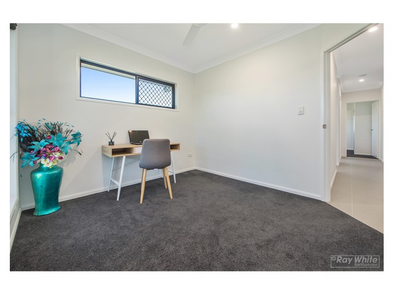 4 Peregrin Court, Parkhurst QLD 4702