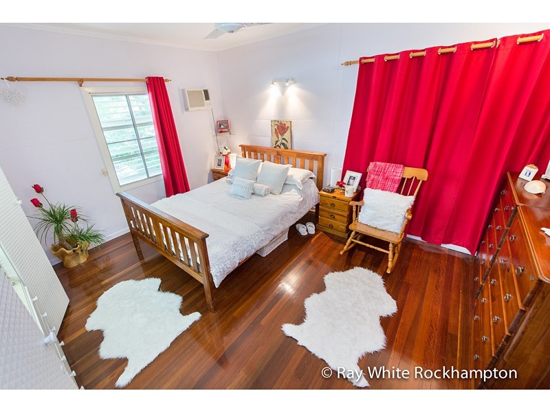 461 Crane Avenue, Kawana QLD 4701