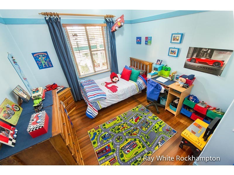 461 Crane Avenue, Kawana QLD 4701