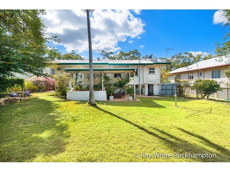 461 Crane Avenue, Kawana QLD 4701
