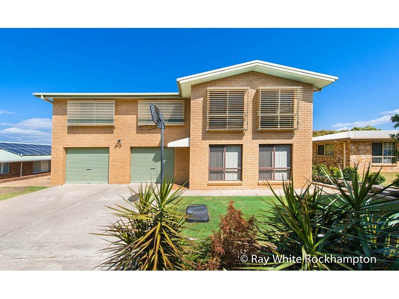 9 Leeds Avenue, Kawana QLD 4701