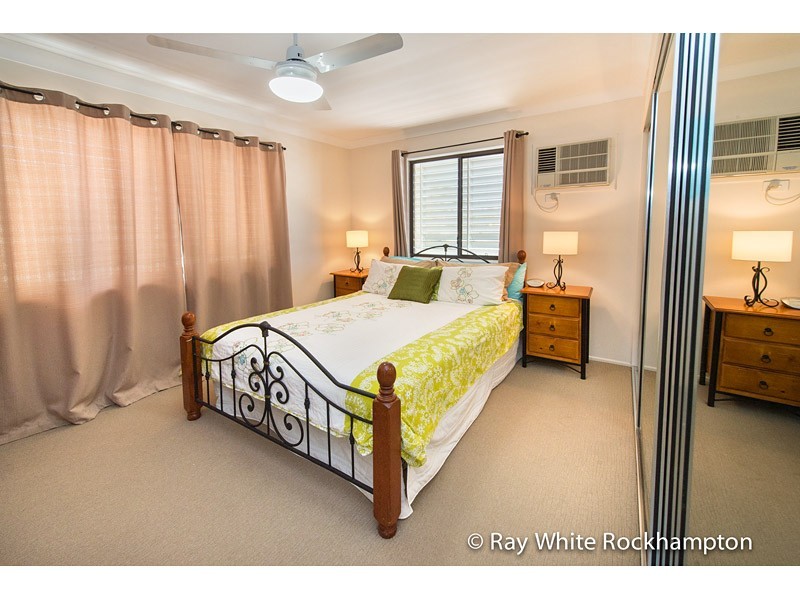 9 Leeds Avenue, Kawana QLD 4701