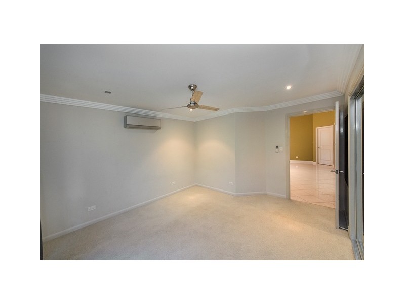 16 Treefern Terrace, Frenchville QLD 4701