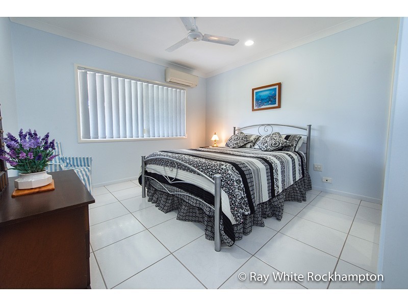 9 Green Avenue, Glenlee QLD 4711
