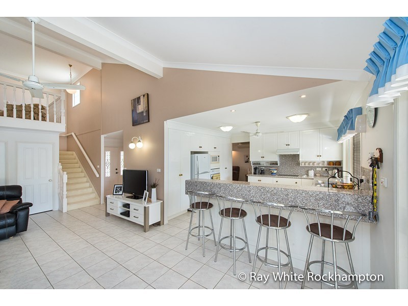 21 Strelow Avenue, Glenlee QLD 4711